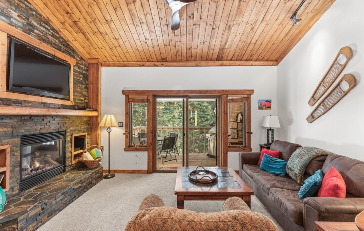 2747 Burgess Creek Road Photo