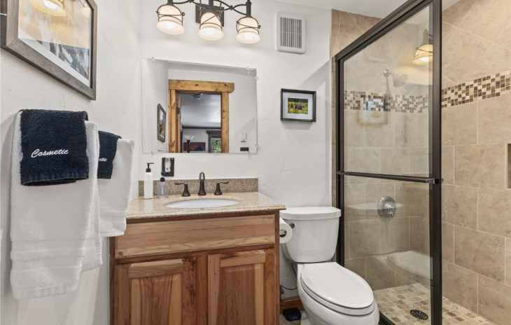 2747 Burgess Creek Road Photo