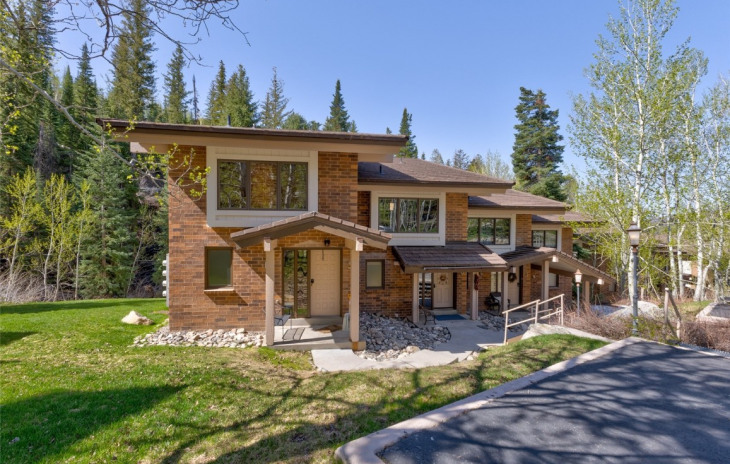 2747 Burgess Creek Road Photo