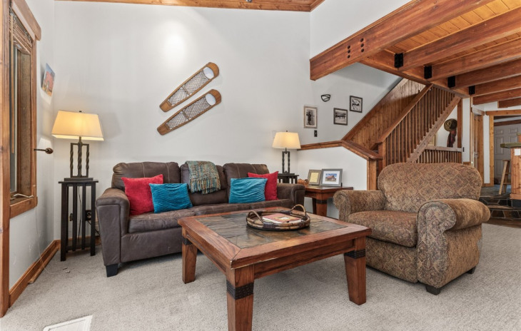 2747 Burgess Creek Road Photo