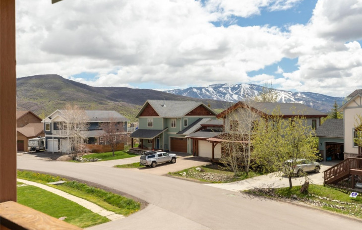 2302 Penny Lane Photo