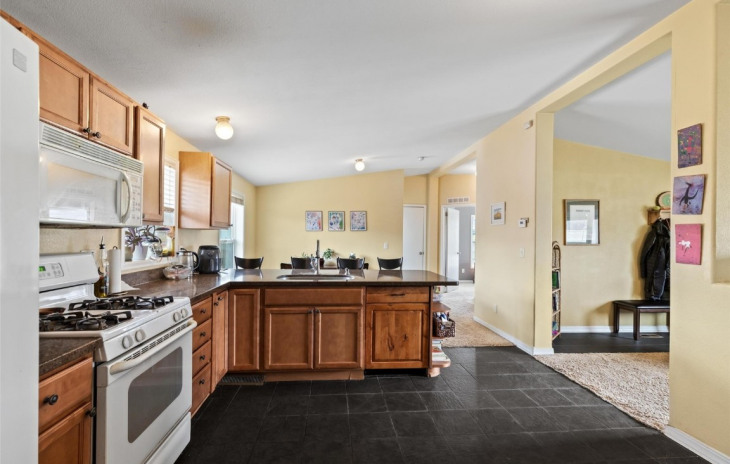 2302 Penny Lane Photo