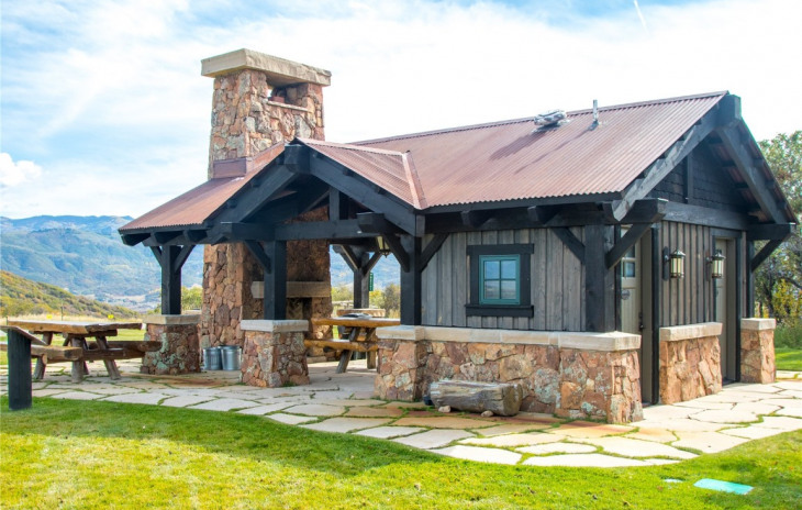 27150 Fire Song Road Photo
