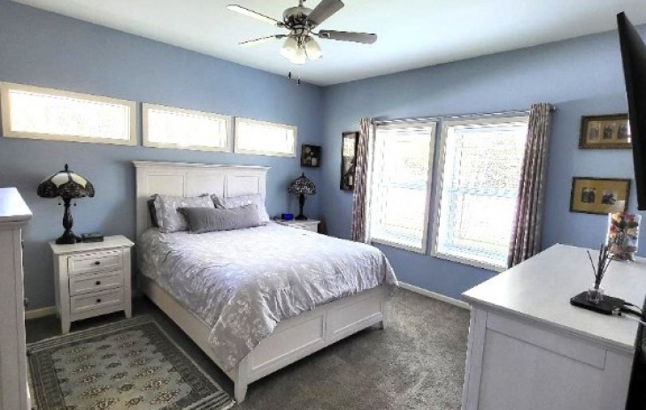 38790 Main Street Photo
