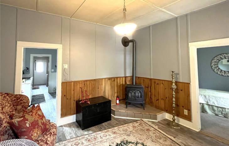 119 E Oak Street Photo