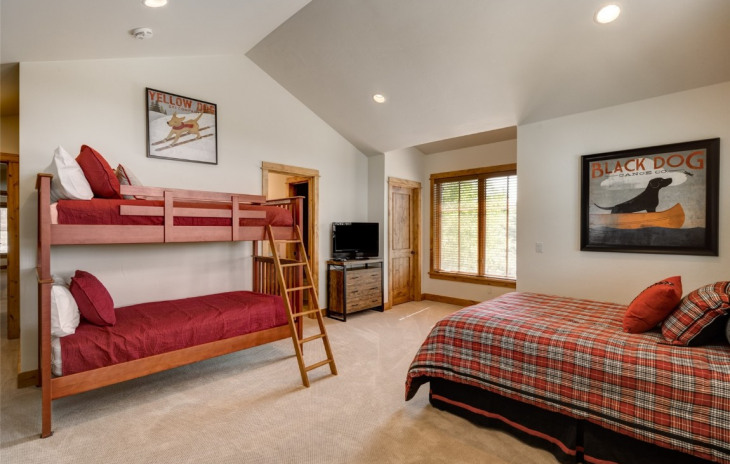 1301 Turning Leaf Court Photo