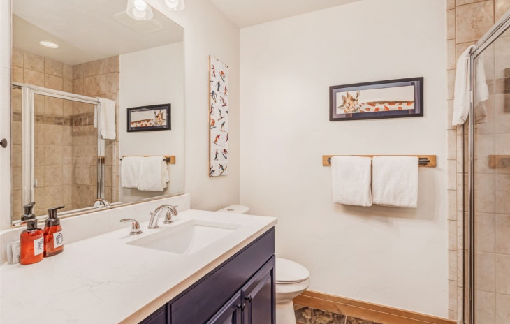 1463 Flattop Circle Photo