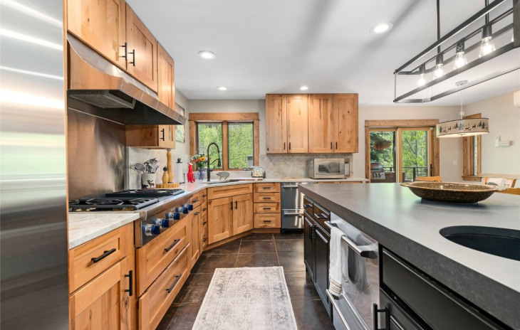 2774 Burgess Creek Road Photo