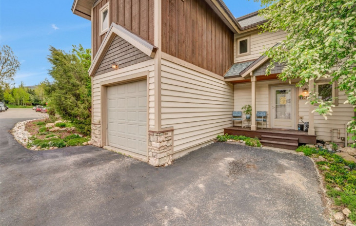 3108 Mariah Court Photo