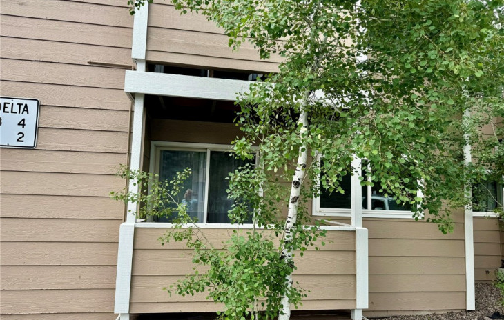 1320 Athens Plaza Photo