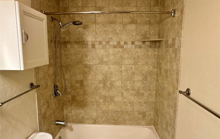 1320 Athens Plaza Photo