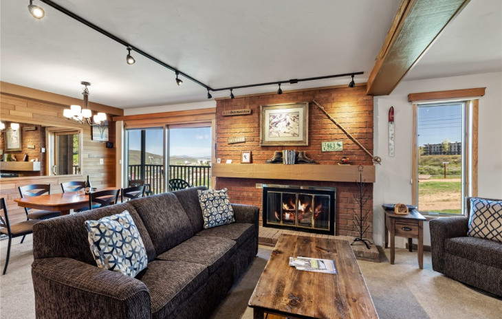 2430 Ski Trail Lane Photo