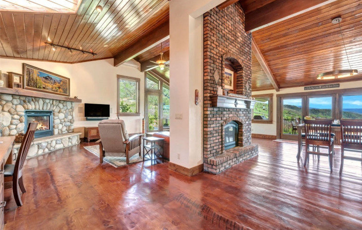 2295 Glacier Ridge Photo