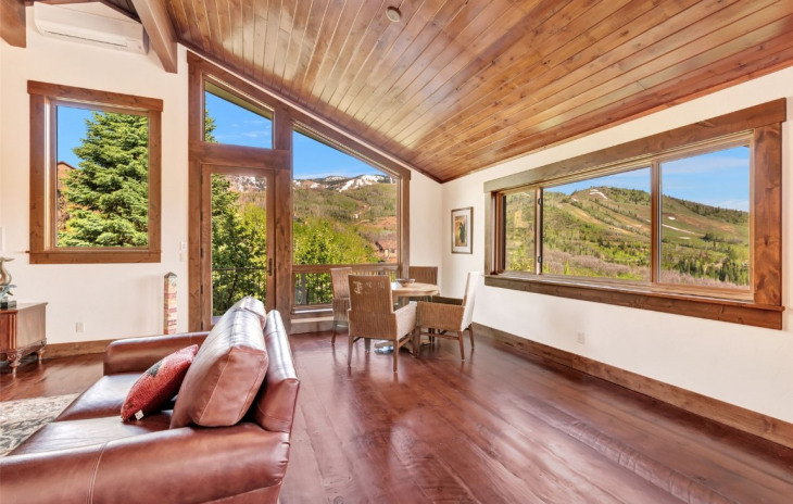 2295 Glacier Ridge Photo