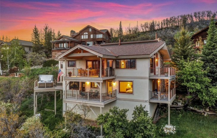 2295 Glacier Ridge Photo