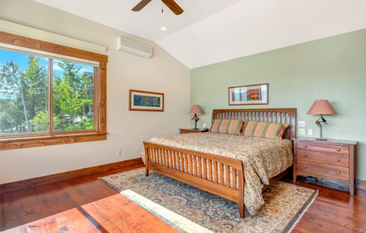 2295 Glacier Ridge Photo