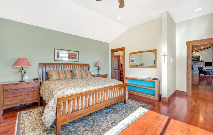 2295 Glacier Ridge Photo