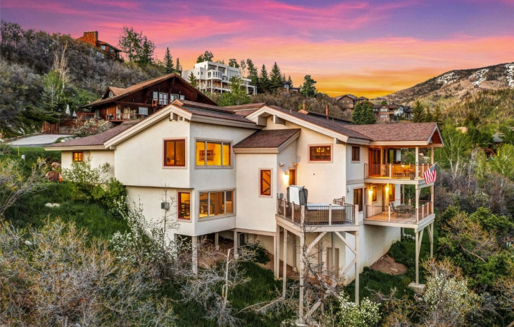 2295 Glacier Ridge Photo