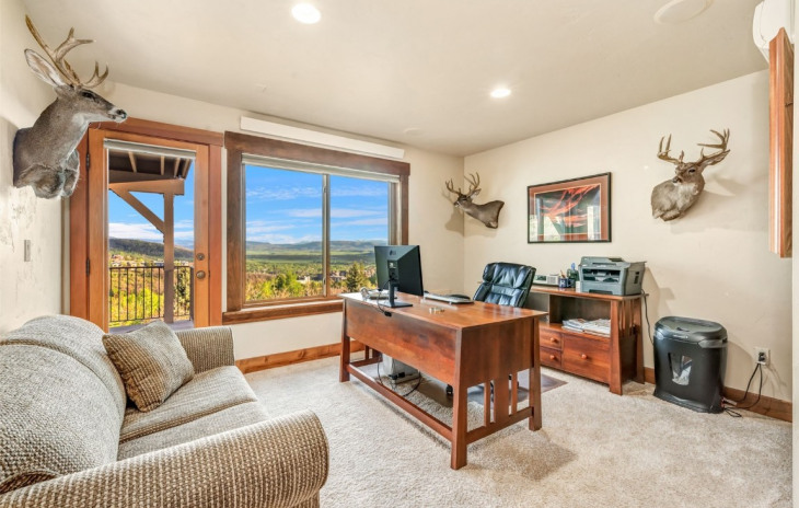 2295 Glacier Ridge Photo