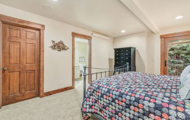 2295 Glacier Ridge Photo
