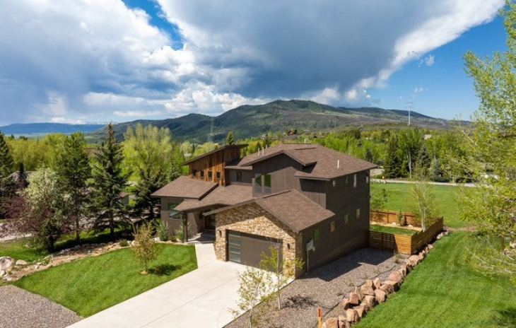 5 Copper Rose Court Photo