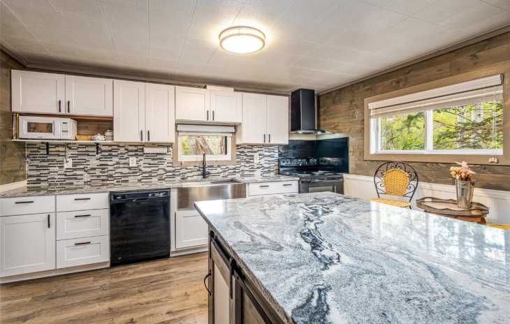 129 E Williams Street Photo