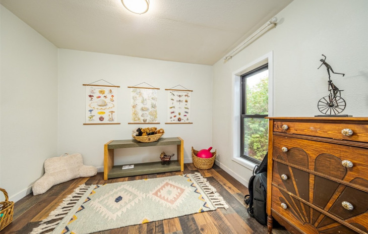 129 E Williams Street Photo