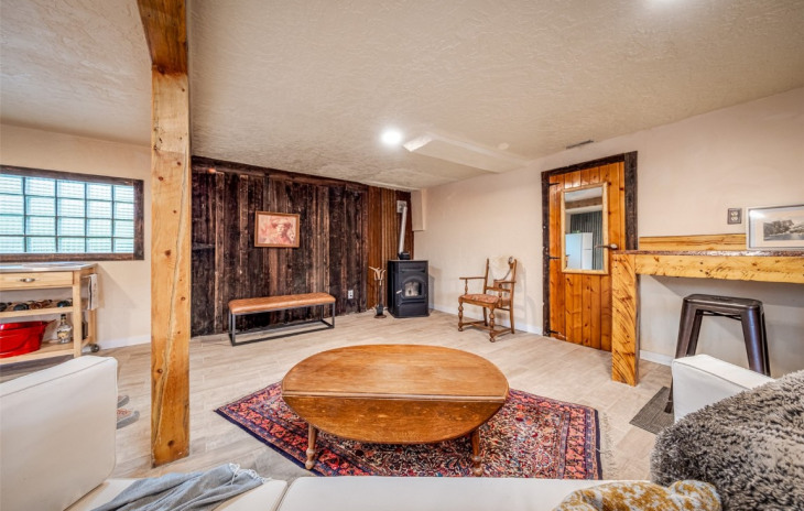 129 E Williams Street Photo