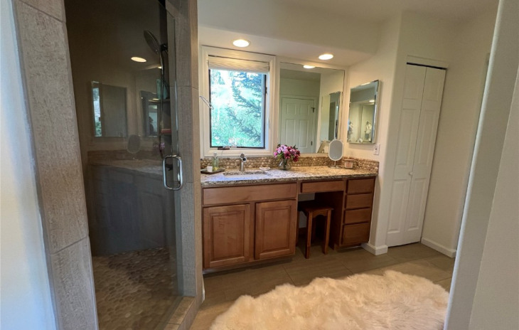 1735 Clubhouse Drive Photo
