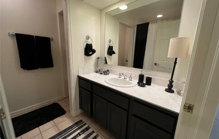 1735 Clubhouse Drive Photo