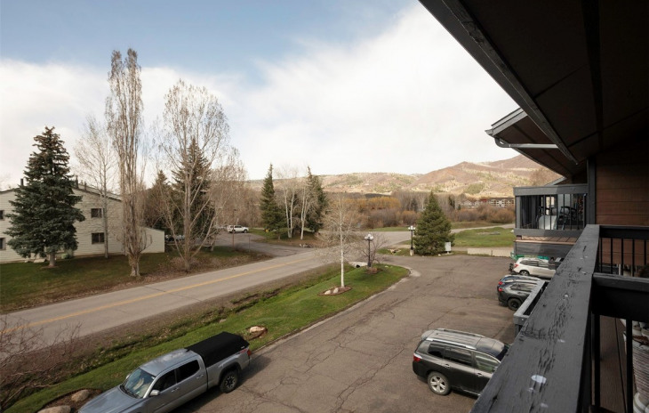 1360 Skyview Lane Photo