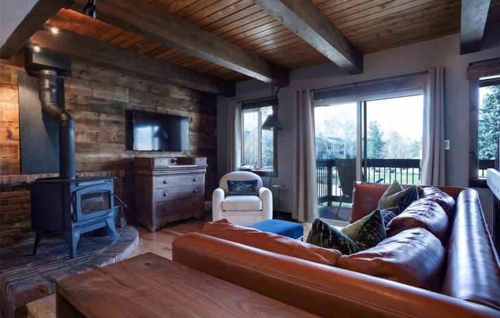 1360 Skyview Lane Photo
