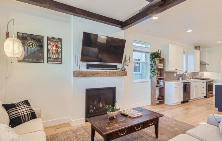 1881 Sunlight Drive Photo
