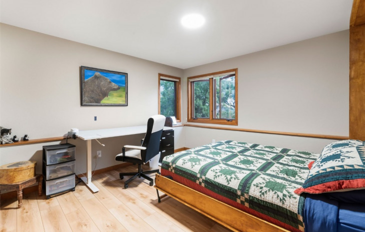 42155 Deer Road Photo