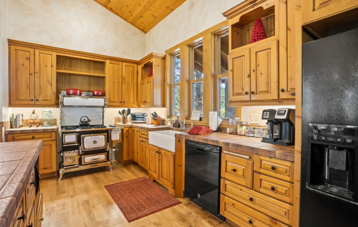 24675 Creek Ranch Road Photo