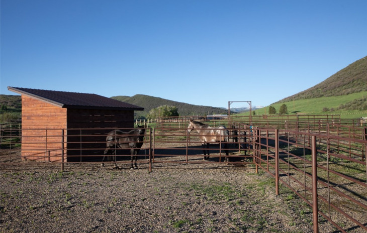 24675 Creek Ranch Road Photo