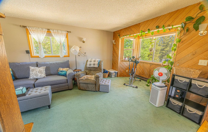 414 Meadowbrook Court Photo