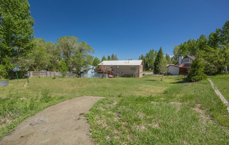 414 Meadowbrook Court Photo