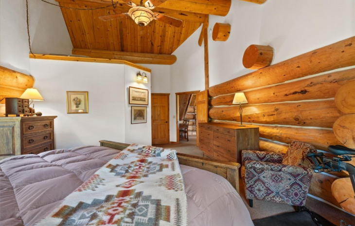 58075 Jupiter Place Photo