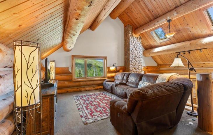 58075 Jupiter Place Photo