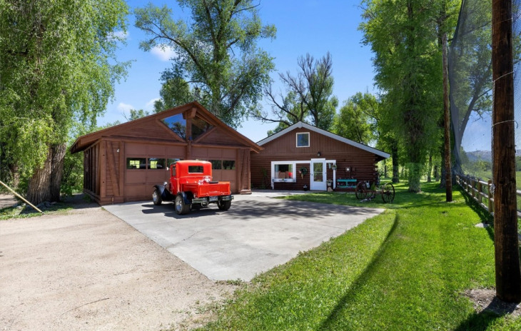 26885 Us Highway 40 Photo
