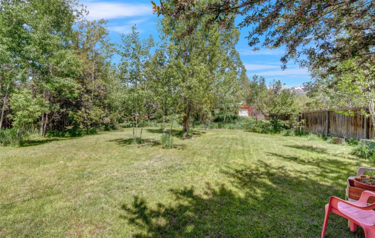 242 River Road Photo