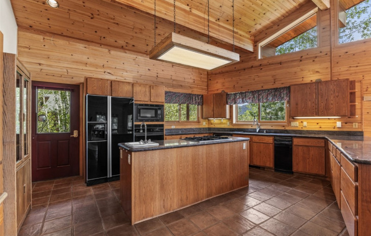 36825 Tree Haus Drive Photo