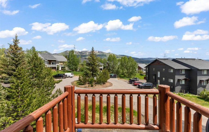 485 Eaglepointe Court Photo