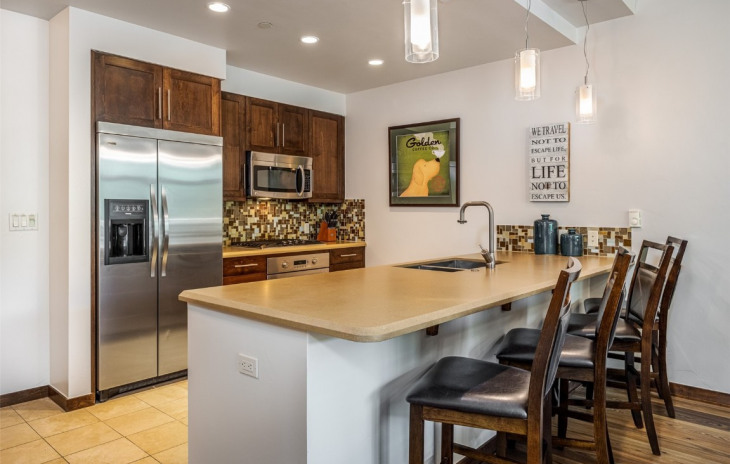 700 Yampa Street Photo