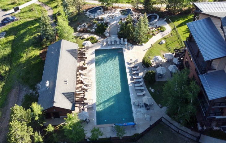 1175 Bangtail Way Photo