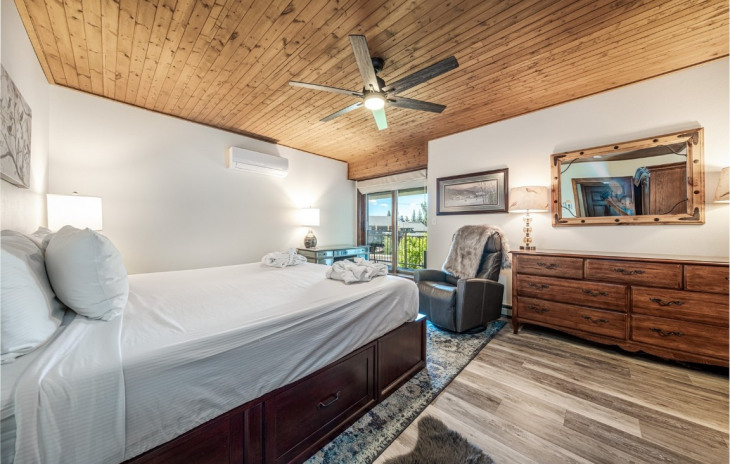 2286 Apres Ski Way Photo