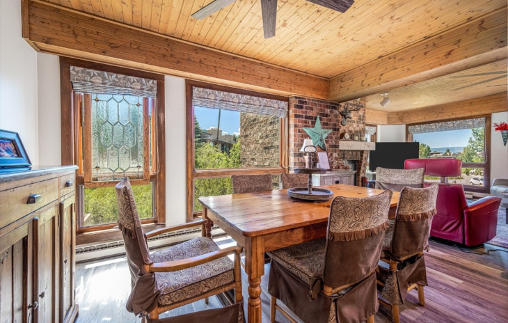 2286 Apres Ski Way Photo