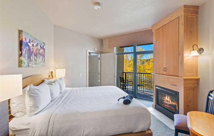 2300 Mount Werner Circle Photo