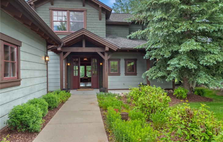 30425 Lakeshore Trail Photo